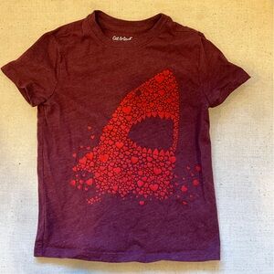 Cat & Jack Boys Valentine’s Day Shark Shirt size XS